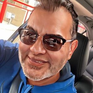 Meet your Posher, Michael